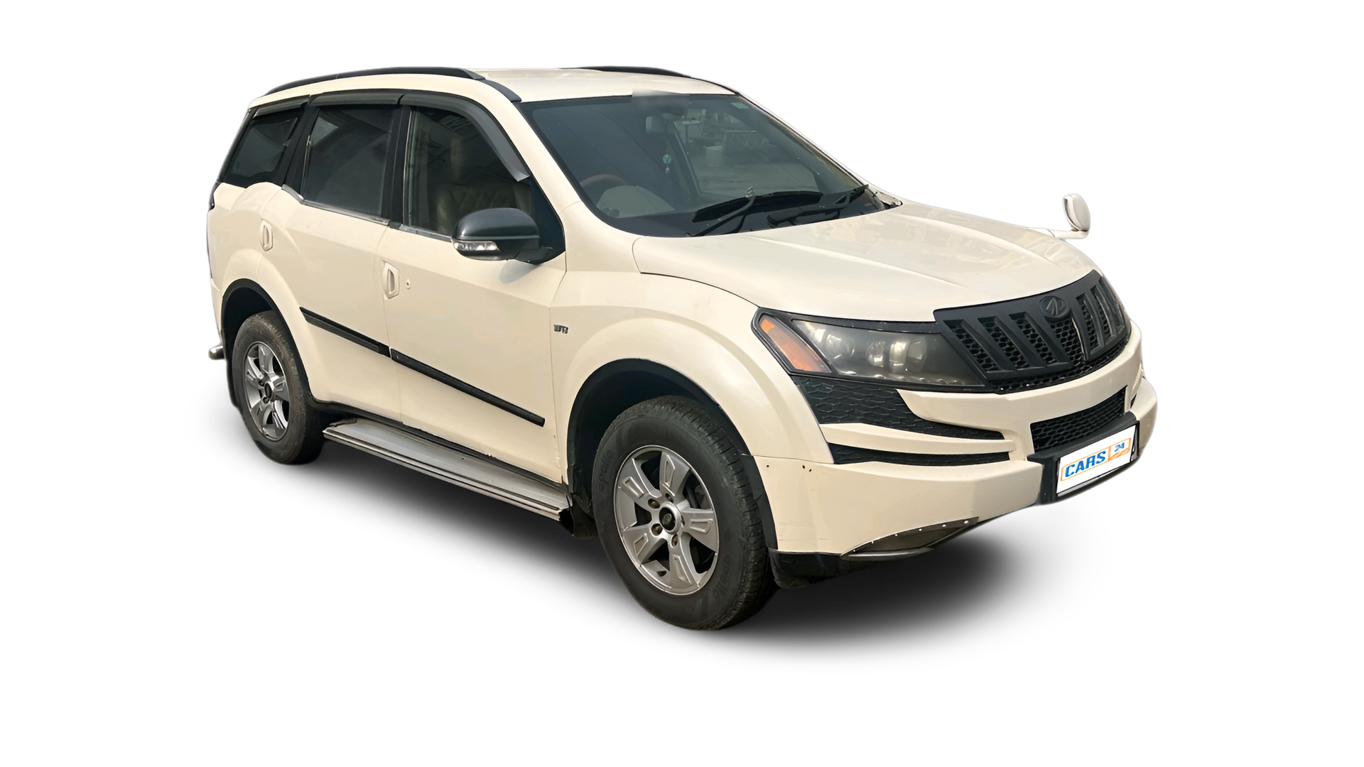 Mahindra XUV500-img